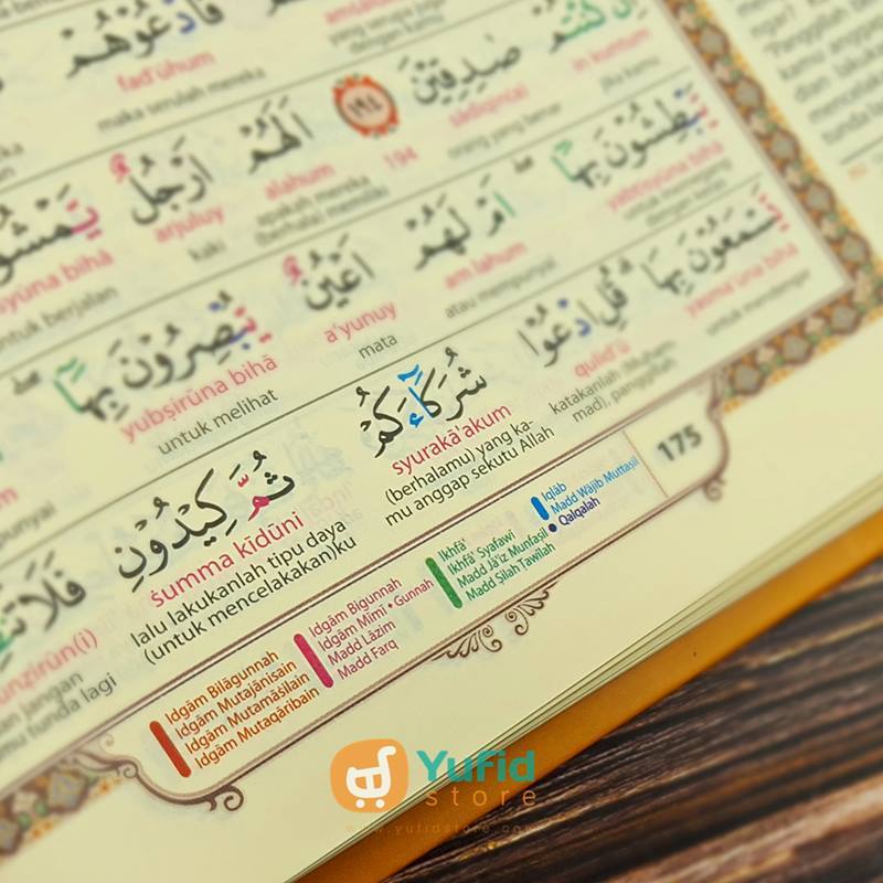 Al-Qur’an Al-Mumayyaz Tajwid Warna Transliterasi Perkata Ukuran A4 (CBS) - Image 7