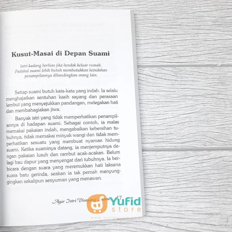 BUKU AGAR ISTRI DISAYANG SUAMI (PUSTAKA AT-TAZKIA) - Image 6