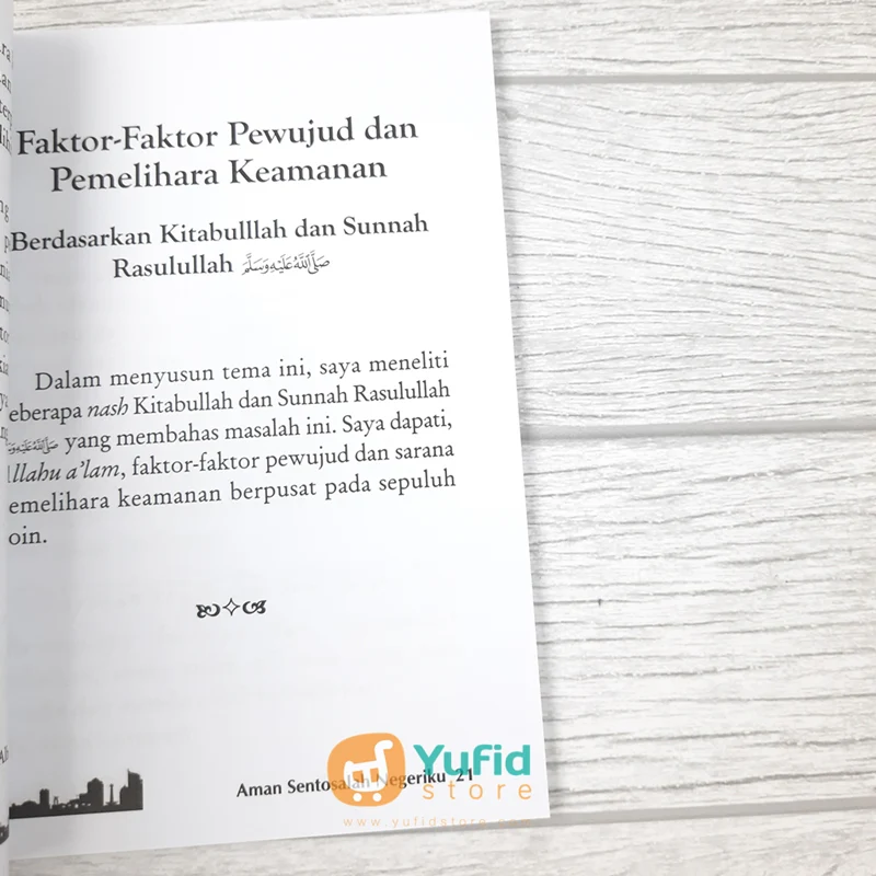 Buku Aman Sentosalah Negeriku - 10 Kiat Menciptakan Stabilitas Keamanan (Khazanah Fawaid) - Image 5