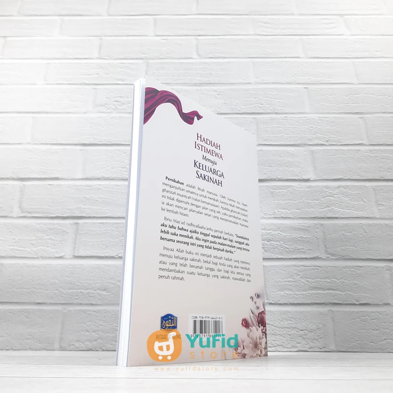 BUKU HADIAH ISTIMEWA MENUJU KELUARGA SAKINAH (PUSTAKA AT-TAQWA) - Image 2