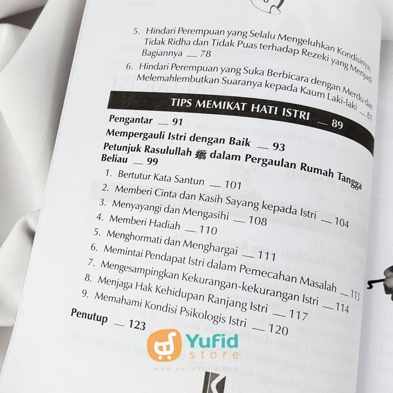 Buku Istri Shalihah Aku Merindukanmu (Kiswah) - Image 4