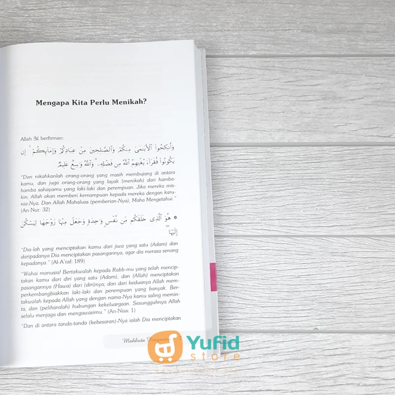 BUKU MAHKOTA PENGANTIN - BINGKISAN MEWAH UNTUK SUAMI ISTRI (PUSTAKA AT-TAZKIA) - Image 7