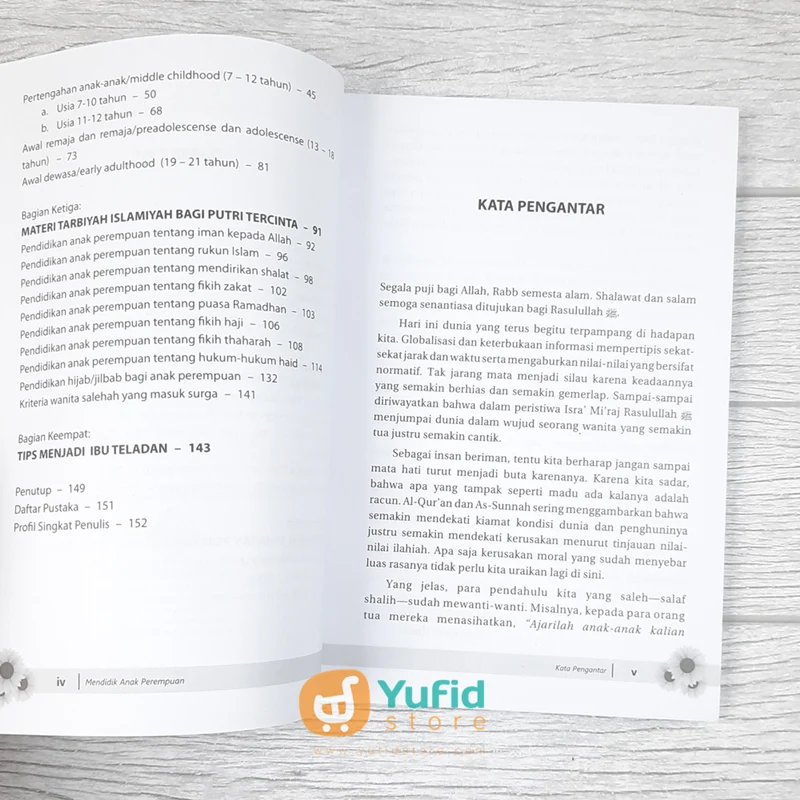 BUKU MENDIDIK ANAK PEREMPUAN DARI BUAIAN HINGGA PELAMINAN (AQWAM) - Image 4