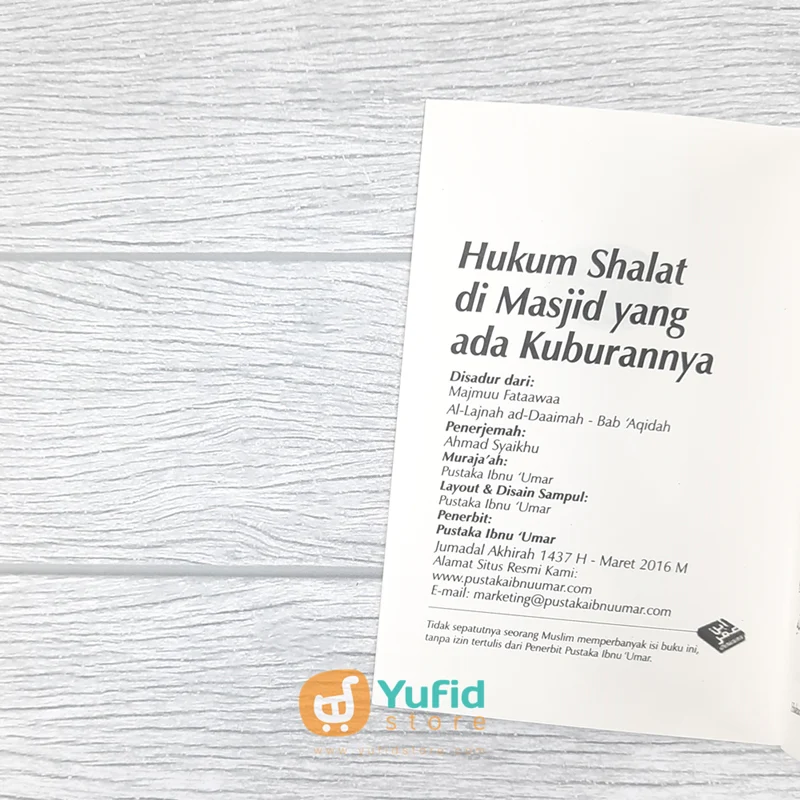 BUKU SAKU HUKUM SHALAT DI MASJID YANG ADA KUBURANNYA (PUSTAKA IBNU UMAR) - Image 3