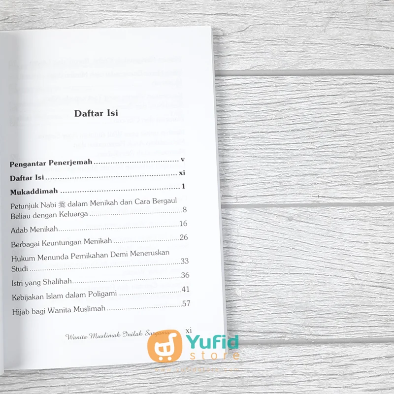 BUKU WANITA MUSLIMAH INILAH SURGAMU (PUSTAKA AT-TAZKIA) - Image 4